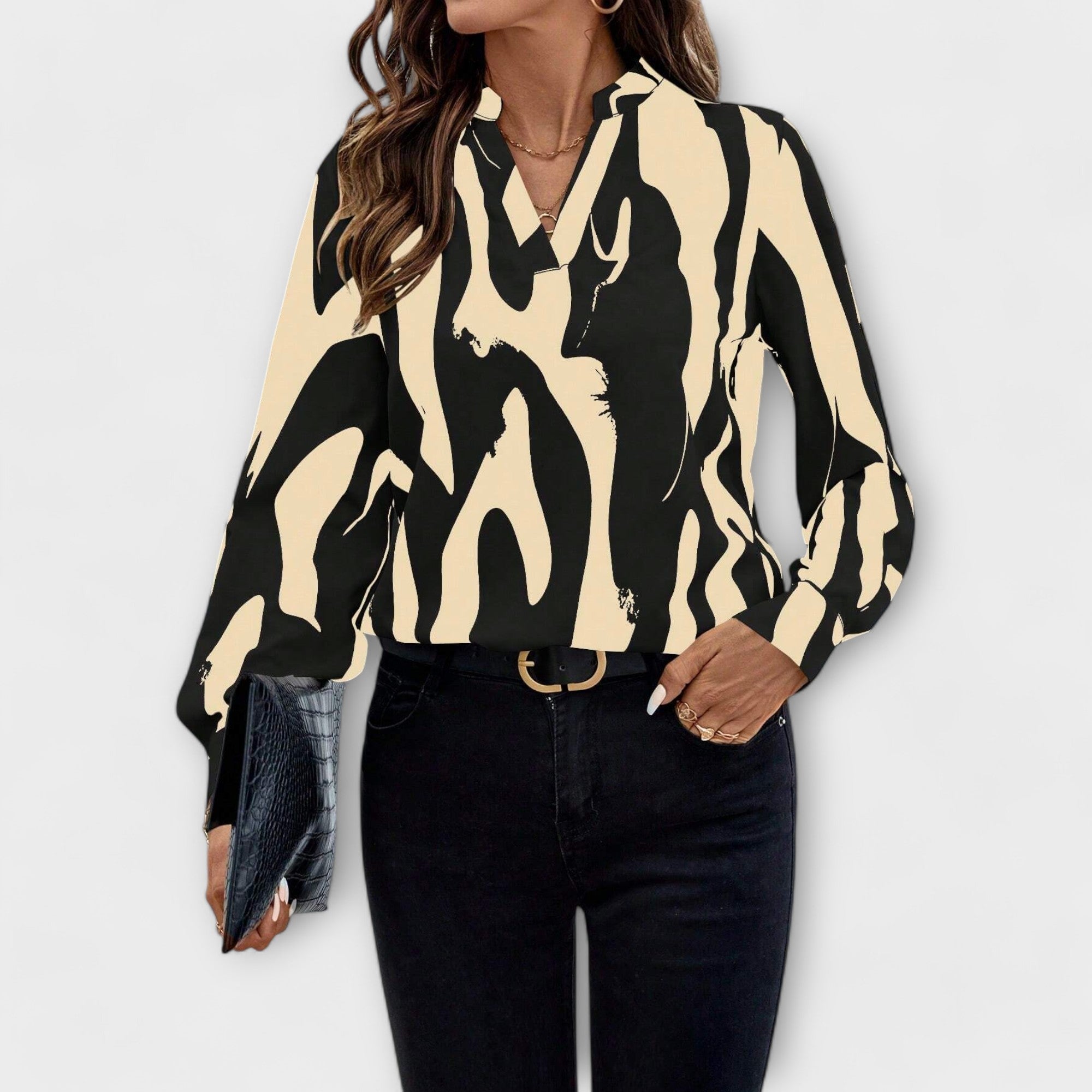 Amara™ | Elegant Blouse with Graphic Pattern