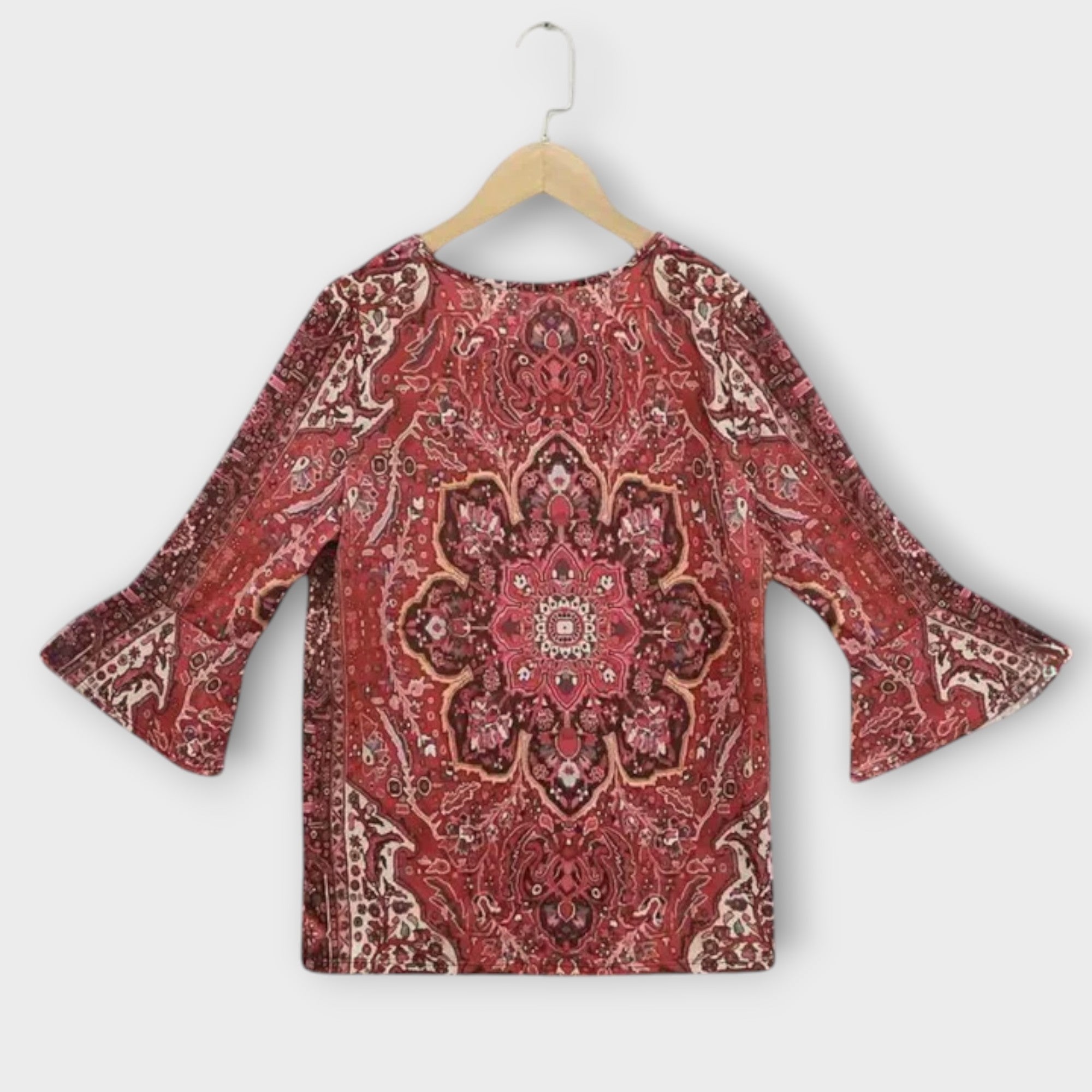 Amara™ | Blouse with Vintage Print